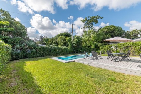 Casa en venta en Miami, Florida, 3 dormitorios, 123.93 m2 № 2039116 - foto 23