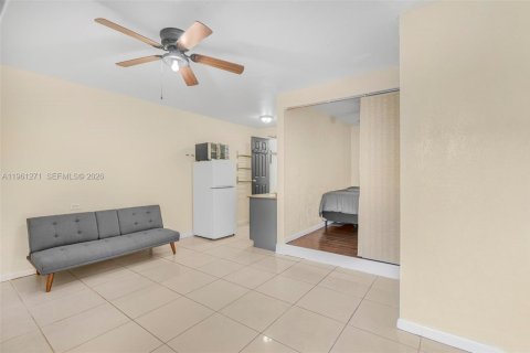 Immobilier commercial à Homestead, Floride 1 chambre № 2022068