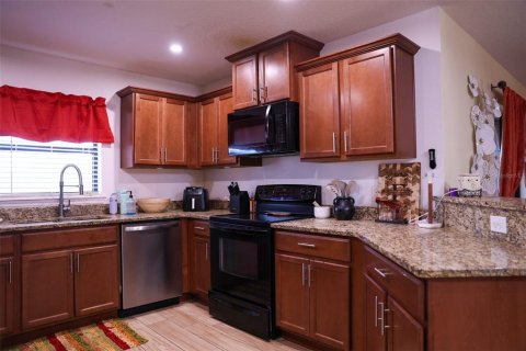 Villa ou maison à vendre à Lakeland, Floride: 3 chambres, 149.48 m2 № 2411481 - photo 12