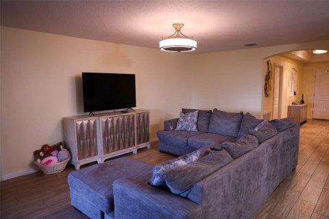 Villa ou maison à vendre à Lakeland, Floride: 3 chambres, 149.48 m2 № 2411481 - photo 8