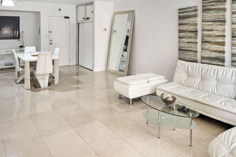 Condo à Bal Harbour, Floride, 1 chambre  № 2017018