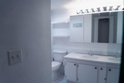Copropriété à vendre à Venice, Floride: 1 chambre, 65.31 m2 № 2102041 - photo 17