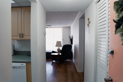 Copropriété à vendre à Venice, Floride: 1 chambre, 65.31 m2 № 2102041 - photo 4