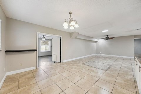 Villa ou maison à vendre à Casselberry, Floride: 4 chambres, 209.49 m2 № 2341633 - photo 7