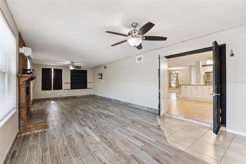 Villa ou maison à vendre à Casselberry, Floride: 4 chambres, 209.49 m2 № 2341633 - photo 22
