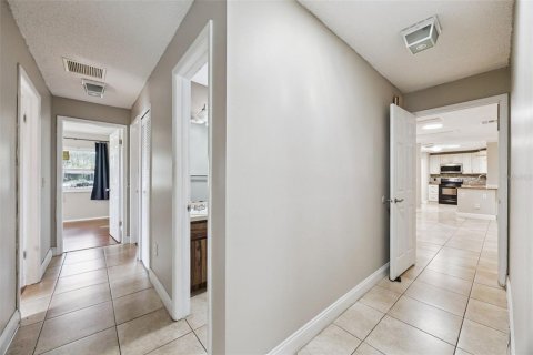 Villa ou maison à vendre à Casselberry, Floride: 4 chambres, 209.49 m2 № 2341633 - photo 20