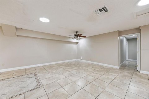 Villa ou maison à vendre à Casselberry, Floride: 4 chambres, 209.49 m2 № 2341633 - photo 9