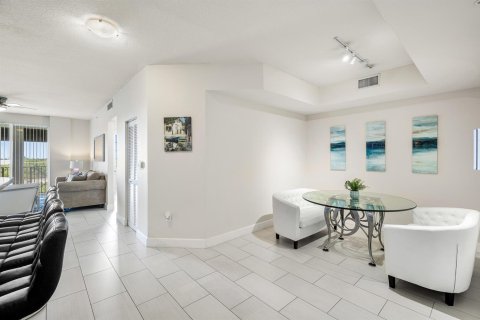 Copropriété à vendre à Delray Beach, Floride: 2 chambres, 115.48 m2 № 2184221 - photo 3