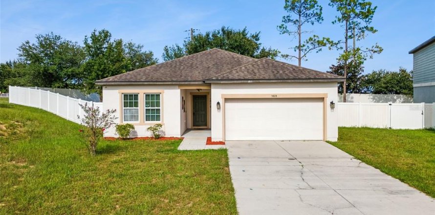 Villa ou maison à Lake Wales, Floride 4 chambres, 179.21 m2 № 2290761