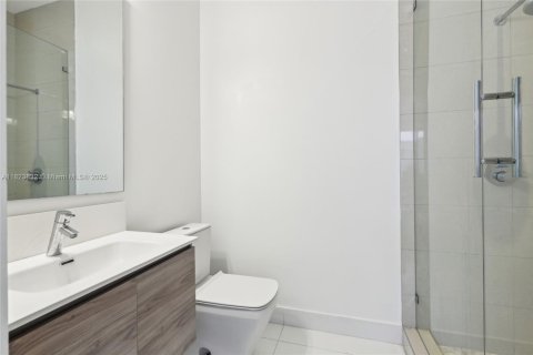 Casa en alquiler en Doral, Florida, 5 dormitorios, 328.6 m2 № 1794396 - foto 29