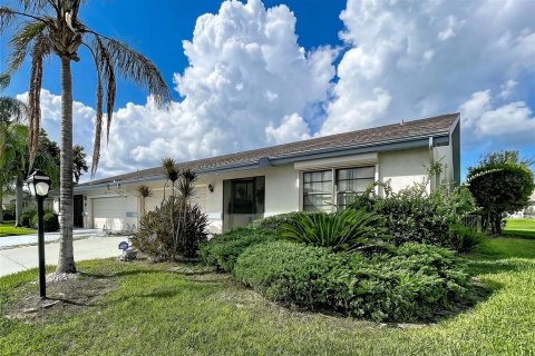 Copropriété à vendre à Sun City Center, Floride: 2 chambres, 130.34 m2 № 2197671 - photo 2