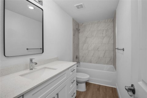 Casa en venta en Port Charlotte, Florida, 4 dormitorios, 173.54 m2 № 1903758 - foto 6