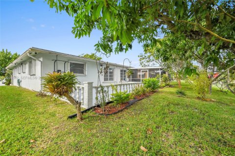 Casa en venta en Margate, Florida, 2 dormitorios, 147.44 m2 № 1989222 - foto 25