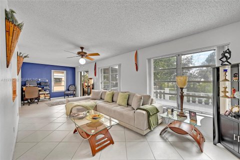 Casa en venta en Margate, Florida, 2 dormitorios, 147.44 m2 № 1989222 - foto 12