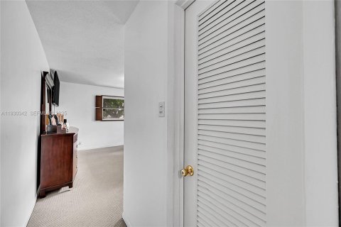 Casa en venta en Margate, Florida, 2 dormitorios, 147.44 m2 № 1989222 - foto 14