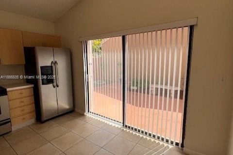 Casa en venta en Hialeah, Florida, 3 dormitorios, 134.52 m2 № 1897390 - foto 6