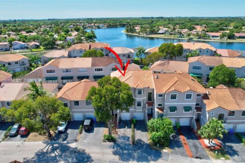Adosado en venta en Sunrise, Florida, 4 dormitorios, 168.34 m2 № 2052396 - foto 6