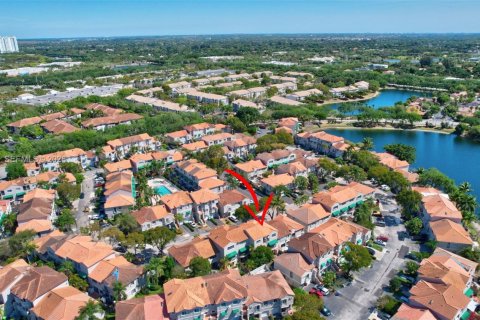 Adosado en venta en Sunrise, Florida, 4 dormitorios, 168.34 m2 № 2052396 - foto 9