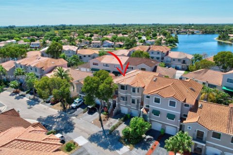 Adosado en venta en Sunrise, Florida, 4 dormitorios, 168.34 m2 № 2052396 - foto 5