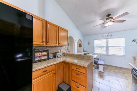 House in Port Charlotte, Florida 3 bedrooms, 115.38 sq.m. № 2094807 - photo 8