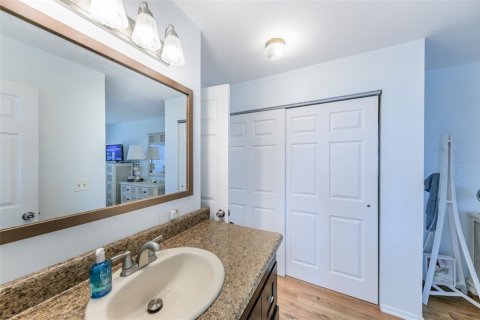 House in Port Charlotte, Florida 3 bedrooms, 115.38 sq.m. № 2094807 - photo 29