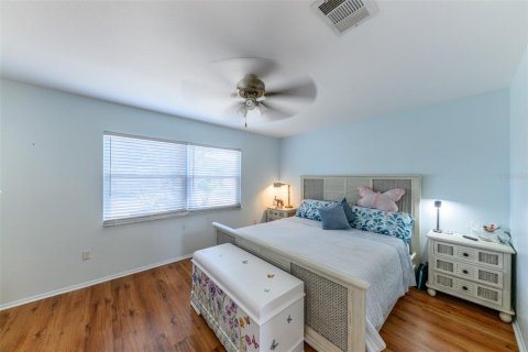 House in Port Charlotte, Florida 3 bedrooms, 115.38 sq.m. № 2094807 - photo 21