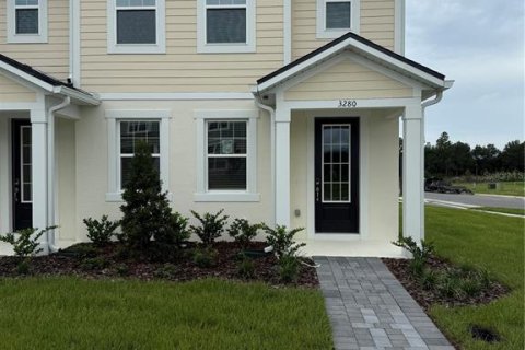 Adosado en venta en Apopka, Florida, 4 dormitorios, 155.89 m2 № 1917918 - foto 1