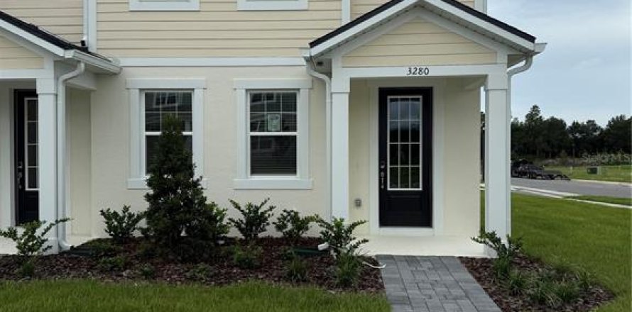Adosado en Apopka, Florida 4 dormitorios, 155.89 m2 № 1917918