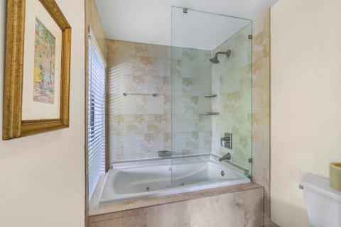 Villa ou maison à vendre à Plantation, Floride: 4 chambres, 216.65 m2 № 2418001 - photo 18