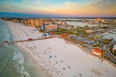 Villa ou maison à vendre à Clearwater, Floride: 3 chambres, 236.71 m2 № 1894076 - photo 16