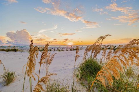 Villa ou maison à vendre à Clearwater, Floride: 3 chambres, 236.71 m2 № 1894076 - photo 2
