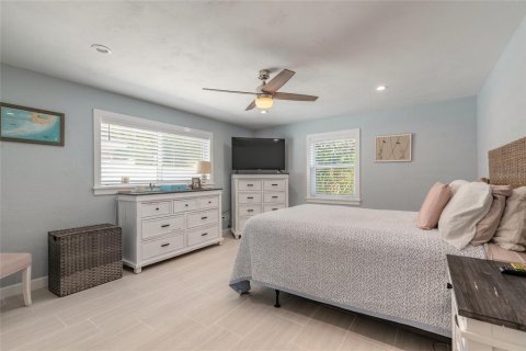 House in Port Orange, Florida 3 bedrooms, 144.74 sq.m. № 1905358 - photo 11