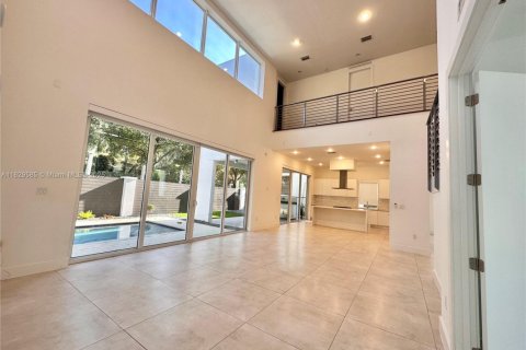 Villa ou maison à louer à Doral, Floride: 5 chambres, 429.95 m2 № 1938546 - photo 29