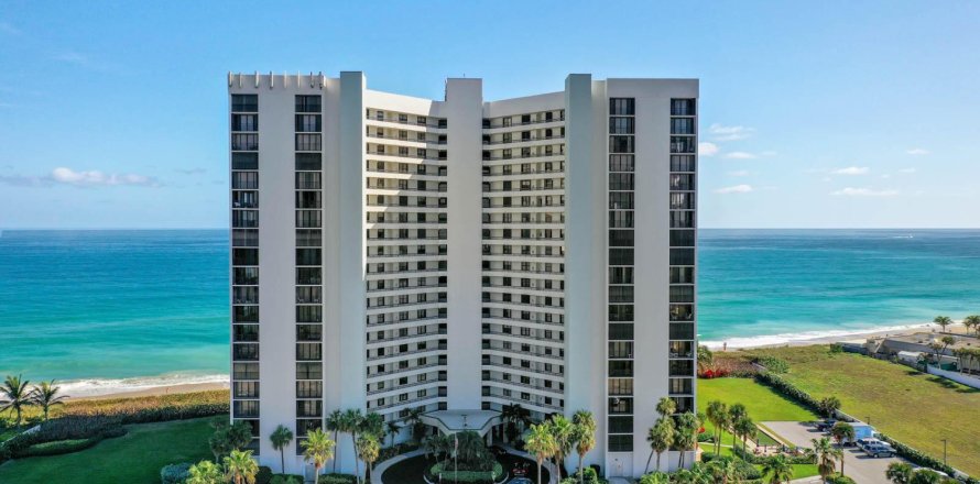 Condo in Jensen Beach, Florida, 3 bedrooms  № 1133035