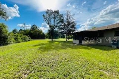 Villa ou maison à vendre à Ocala, Floride: 3 chambres, 113.99 m2 № 1844539 - photo 4