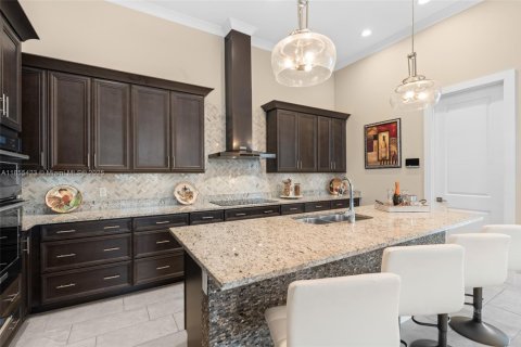 House in Naples, Florida 3 bedrooms № 1878536 - photo 12