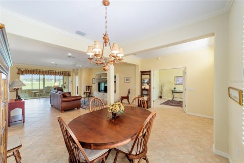 House in Summerfield, Florida 3 bedrooms, 197.51 sq.m. № 1831709 - photo 15