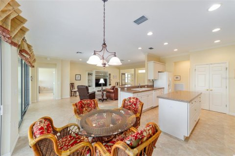 House in Summerfield, Florida 3 bedrooms, 197.51 sq.m. № 1831709 - photo 23