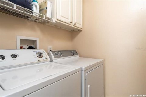 Condominio en alquiler en Gainesville, Florida, 2 dormitorios, 74.32 m2 № 1805372 - foto 13