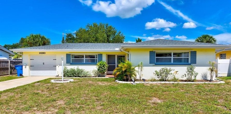 Villa ou maison à Largo, Floride 3 chambres, 122.07 m2 № 2115888