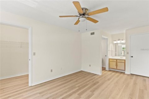 Condominio en alquiler en Orlando, Florida, 2 dormitorios, 100.33 m2 № 2239701 - foto 12