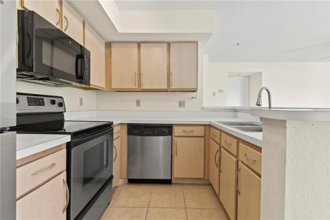 Condominio en alquiler en Orlando, Florida, 2 dormitorios, 100.33 m2 № 2239701 - foto 6