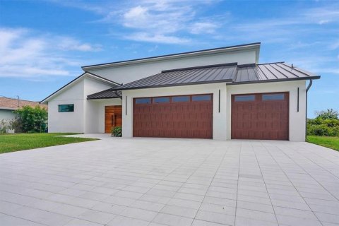 Villa ou maison à Rotonda, Floride 3 chambres, 169.64 m2 № 2099652