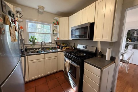 Casa en venta en Gainesville, Florida, 4 dormitorios, 129.23 m2 № 1532763 - foto 6