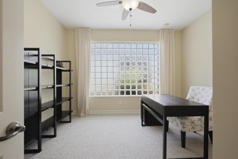 House in Boynton Beach, Florida 4 bedrooms, 222.59 sq.m. № 2087509 - photo 22