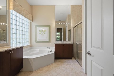 House in Boynton Beach, Florida 4 bedrooms, 222.59 sq.m. № 2087509 - photo 19