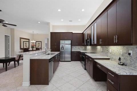 House in Boynton Beach, Florida 4 bedrooms, 222.59 sq.m. № 2087509 - photo 15