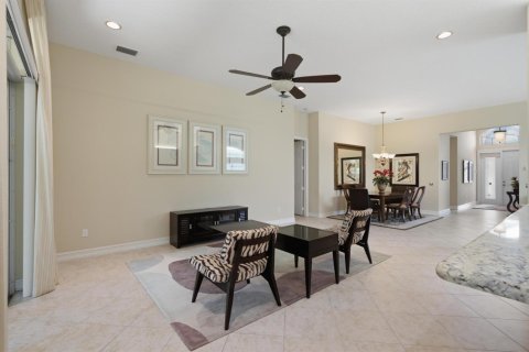 House in Boynton Beach, Florida 4 bedrooms, 222.59 sq.m. № 2087509 - photo 13