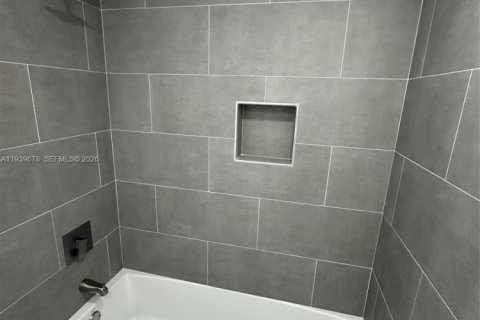 Купить виллу или дом в Помпано-Бич, Флорида 3 спальни, 103.12м2, № 1997026 - фото 11