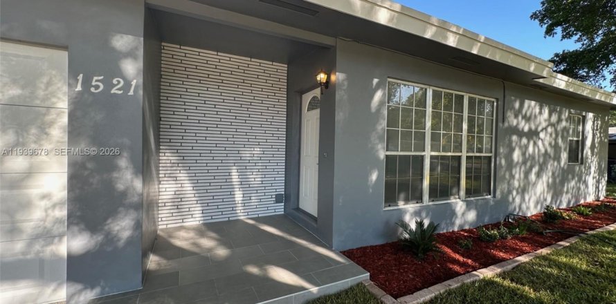 Дом в Помпано-Бич, Флорида 3 спальни, 103.12м2 № 1997026